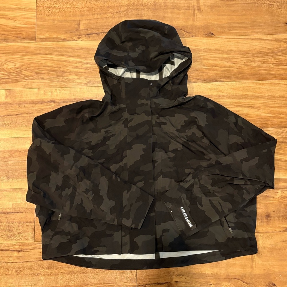 Lululemon Rain Chaser Jacket